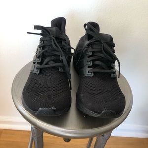Brand New Never Worn Mens Adidas Boost